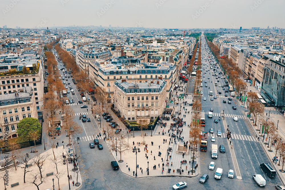 Fototapeta premium PARIS, FRANCE -APRIL 9, 2018: View from the Arc de Triomphe to the city