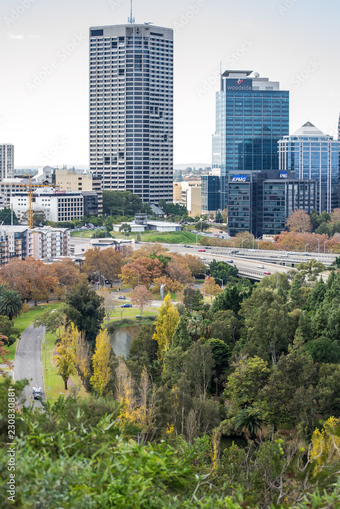 Obraz premium Landscape of Perth city from Kings Park