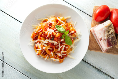 Piatto di pasta all'amatriciana  photo