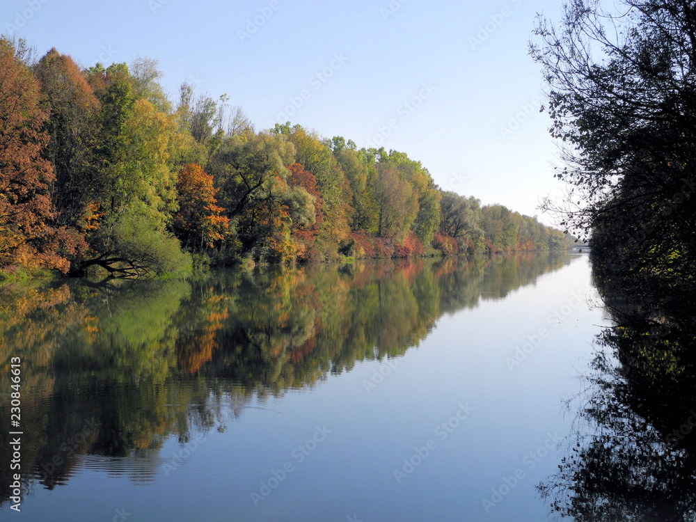 Flusslandschaft Iller Bayern