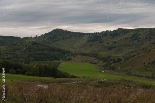 Altai mountains road throug...