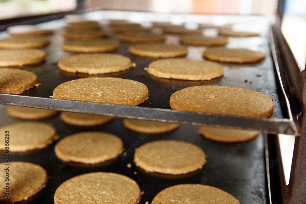 Commercial manufacturing and baking Oat Cakes No. 1 Commercial manufacturing and baking Oat Cakes No. 1