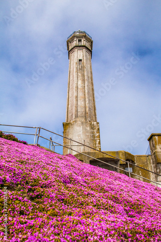 lighthouse on alcatraz