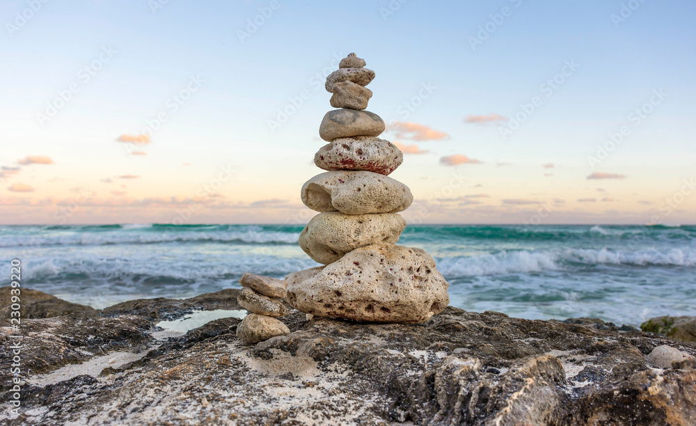 Fototapeta premium Equilibrio al atardecer