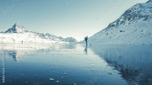 Photography Beautiful view of the winter lake in the mountains