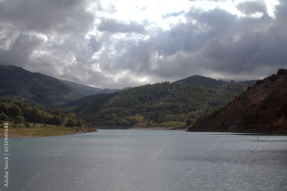 lake in mountains,landscape,water,view,calm,clouds,view,scenic,