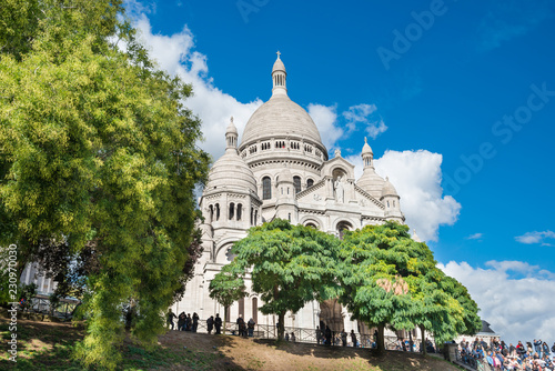 Basilica of the Sacred Heart of Paris or Basilica Coeur Sacre on Montmartre in Paris © Pavlo Vakhrushev