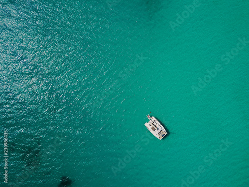 boat on water © Aleksei