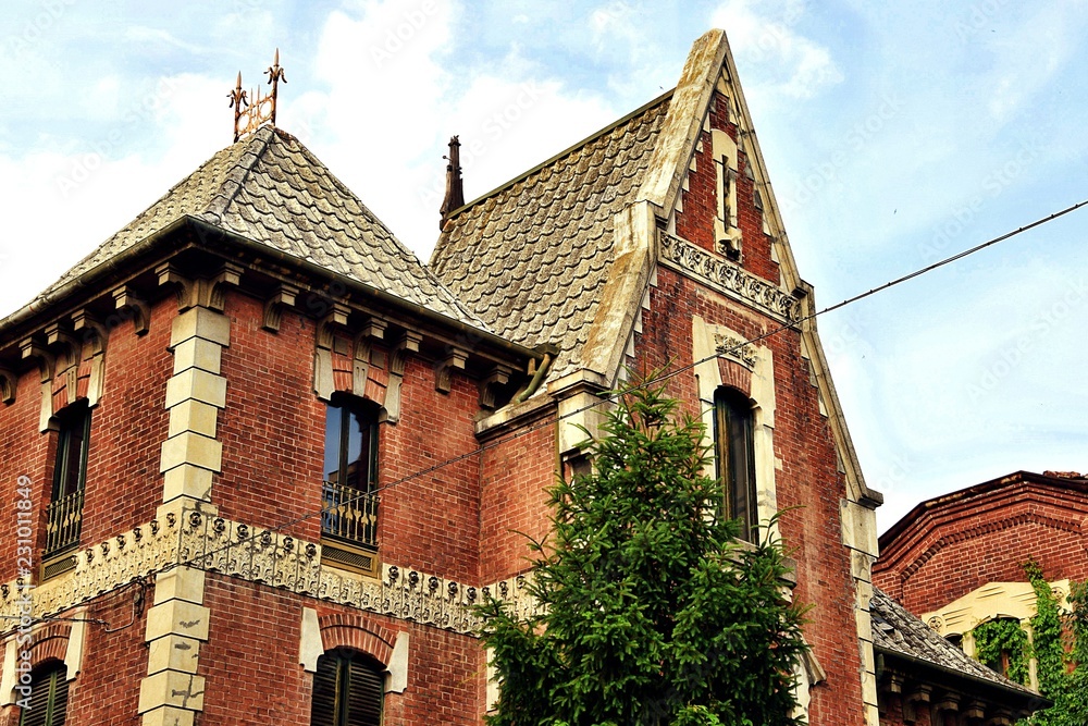Obraz premium old building red brick english stile