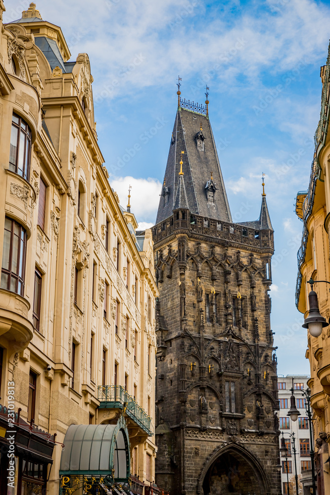 Fototapeta premium La Tour Poudrière de Prague
