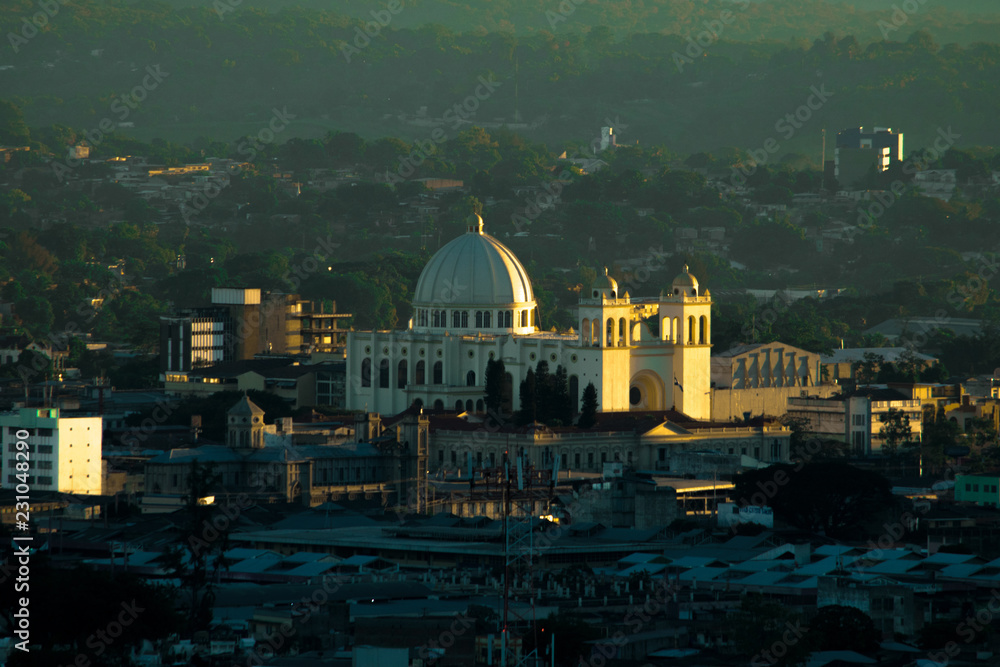 Fototapeta premium vista ciudad amanecer