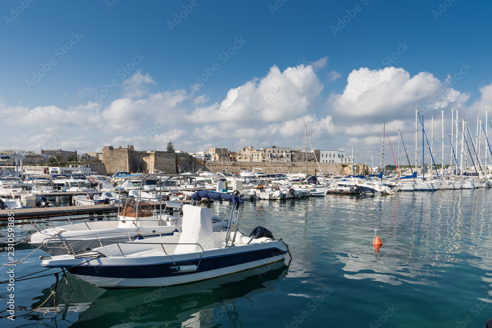 Hafen von Otranto; Apulien; Italien
