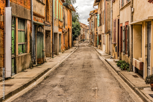 Fototapeta Naklejka Na Ścianę i Meble -  Neighborhood in Saint Ybars village. Middi Pyrenees France .
