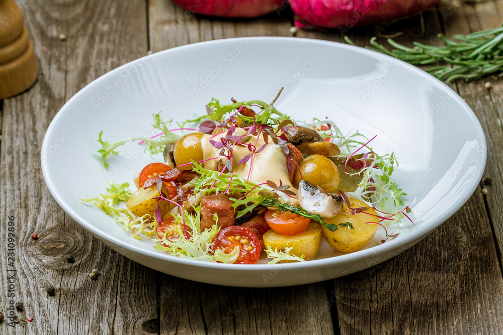 Salad with Bavarian sausages Salad with Bavarian sausages