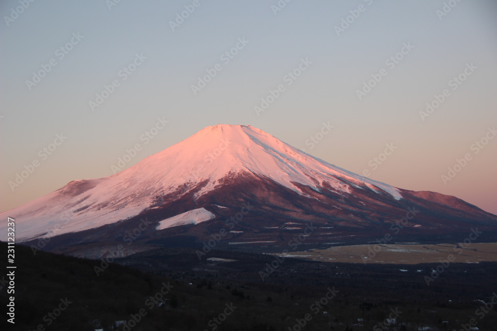 朝日の当たる富士 朝日の当たる富士