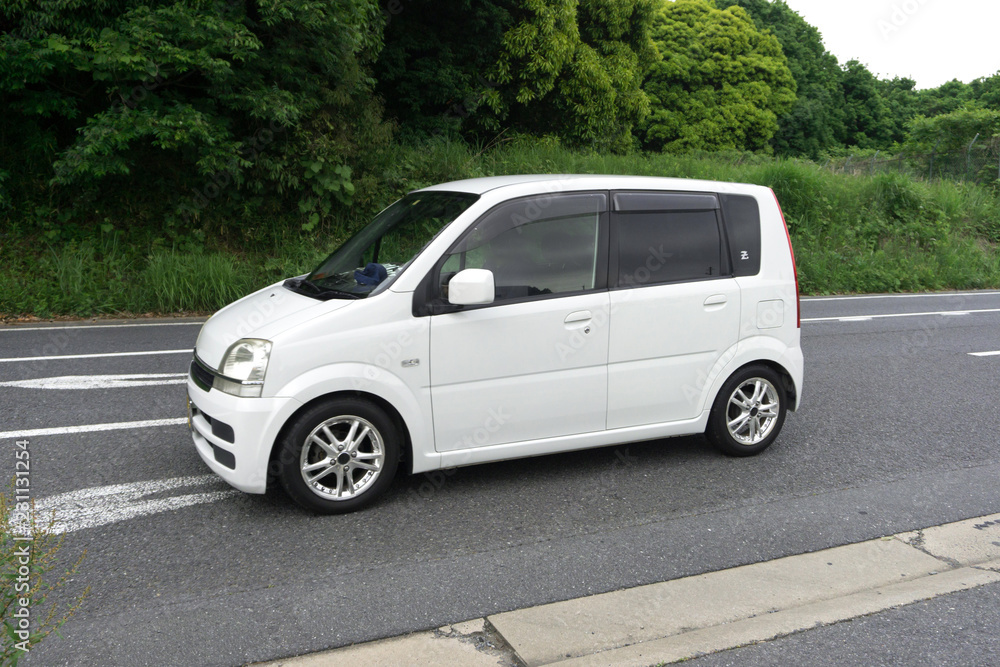 Fototapeta premium 軽乗用車