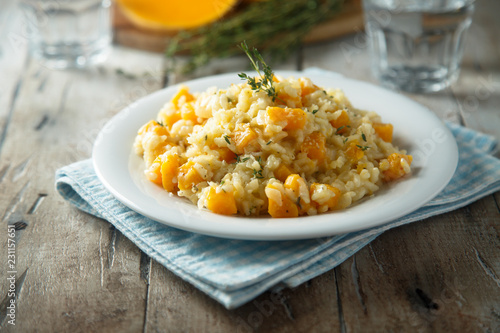 Tableau sur toile Pumpkin risotto with fresh thyme
