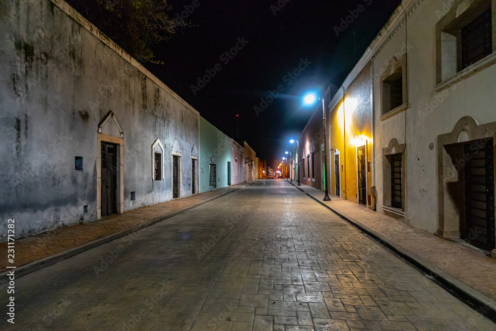 Rue de nuit à Valladolid Rue de nuit à Valladolid