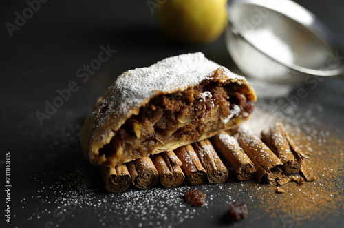 strudel di mele photo