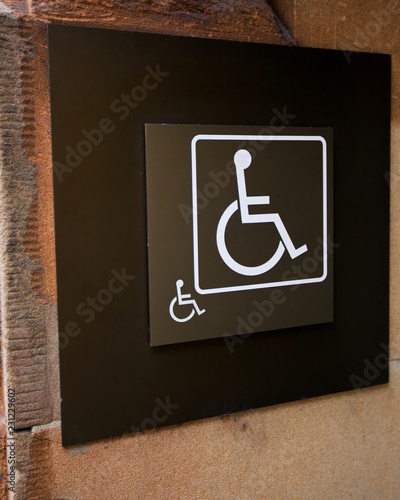 Obraz na płótnie Wheelchair or Handicapped Sign w salonie