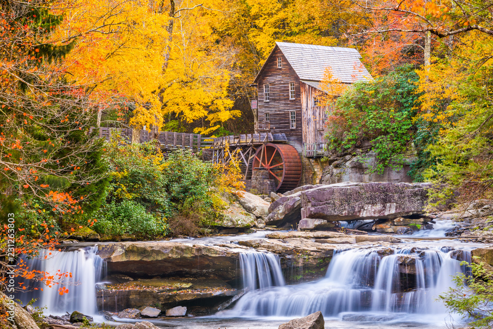 Glade Creek Gristmill, West Virginia, USA  in Autumn - obrazy, fototapety, plakaty 