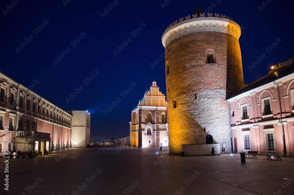 Courtyard and tower of royal castle of Lublin, Poland - obrazy, fototapety, plakaty 