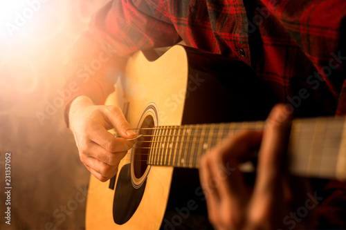 Man playing the guitar, close-up
