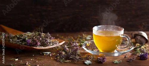 Panel kuchenny z motywem Cup of herbal tea with various herbs