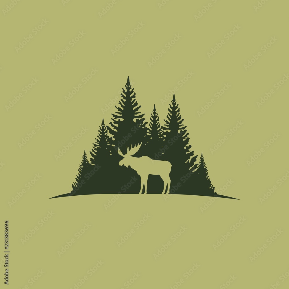 Fototapeta premium Лось на фоне леса