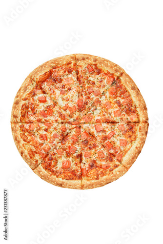 Włoska pizza na białym tle. wyizoluj, aby utworzyć menu pizzy na stronie internetowej lub menu drukowane.