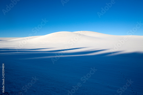 Fototapeta Naklejka Na Ścianę i Meble -  snow hill