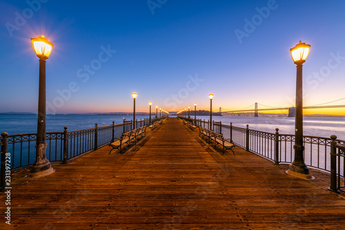 Fototapeta Naklejka Na Ścianę i Meble -  San Francisco Sunrise from Pier 7