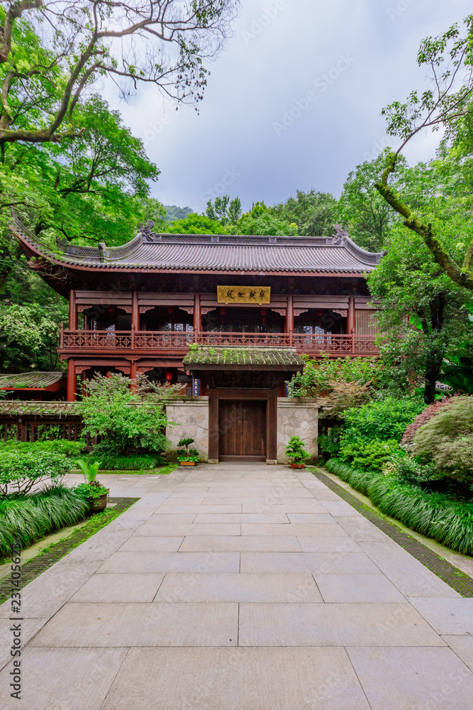 Path leading to traditional Chinese house in Yongfu Temple, Hangzhou, China Path leading to traditional Chinese house in Yongfu Temple, Hangzhou, China