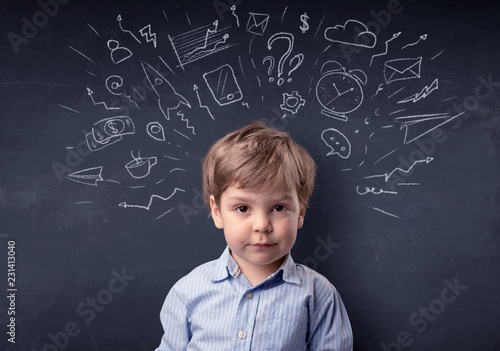 Quadro em tela Smart little kid in front of a drawn up blackboard ruminate