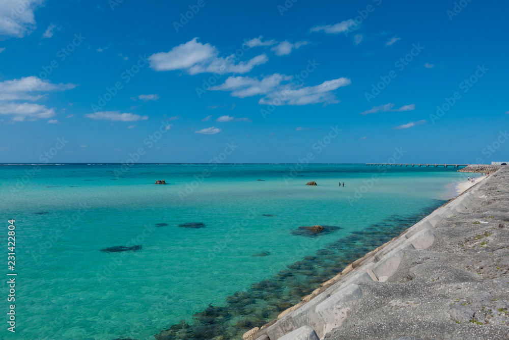 伊良部島　下地島空港の海