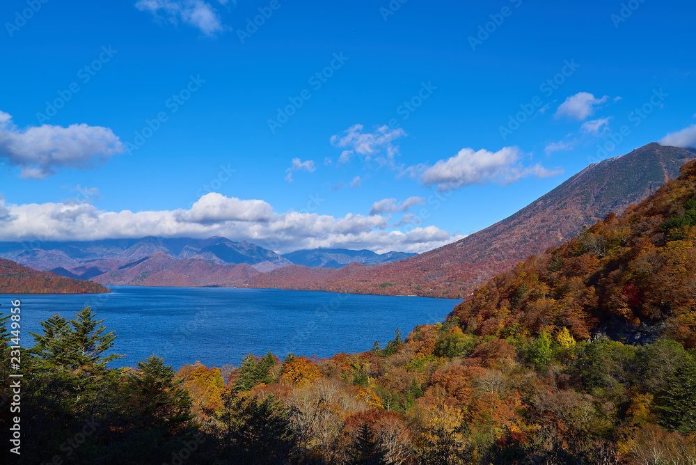 日光男体山と中禅寺湖09