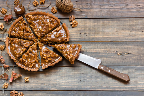 Caramel and nut tart