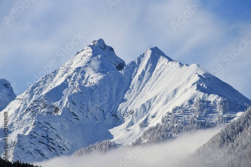 Sommets des Alpes en hiver © gaelj