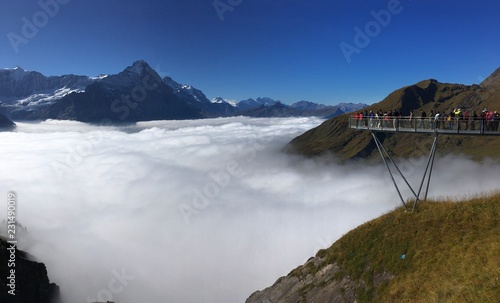 Wandern in den Schweizer Alpen, Berner Oberland, Eiger Mönch Jungfrau, Grindelwald, Schweiz photo