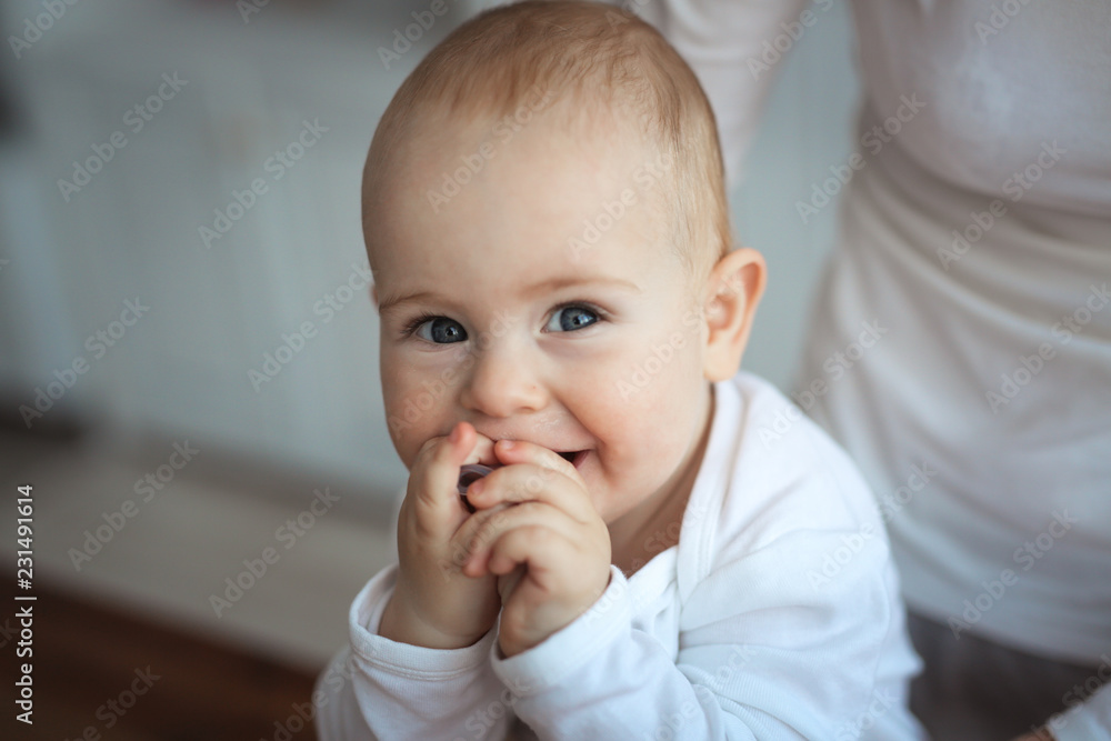 Hygiene of baby’s mouth with Soft Silicone Finger Hygiene of baby’s mouth with Soft Silicone Finger