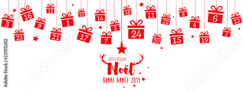 Calendrier de l'avent avec cadeaux suspendus