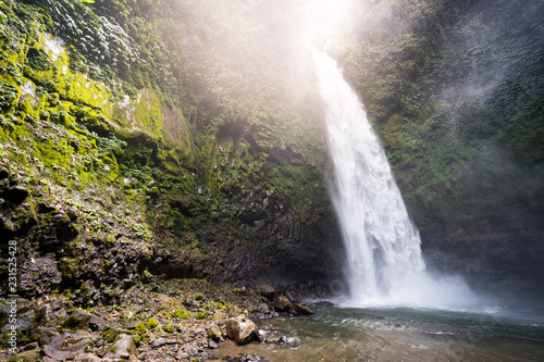 Air Terjun Nungnung