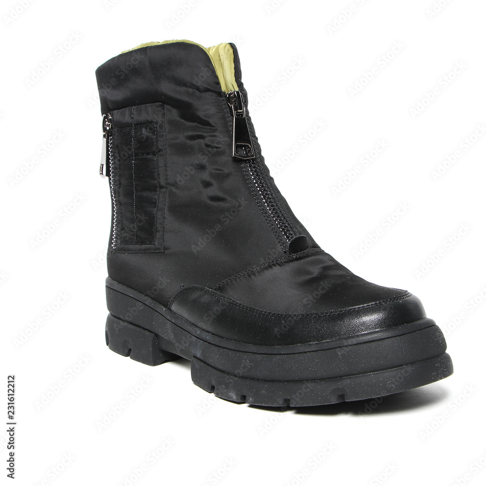 Man's demi-season leather shoes isolated on wthite. Man's demi-season leather shoes isolated on wthite.
