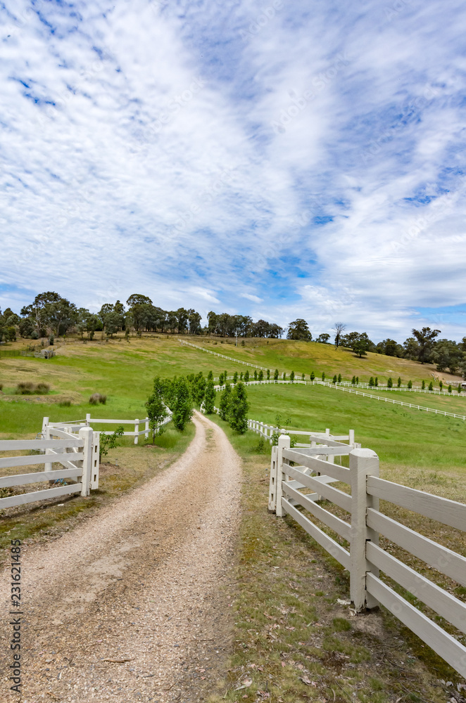 Imposing Entrance vert
