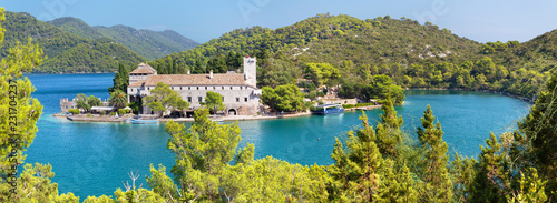 Cuadro en lienzo Croatia - The St.Mary benedictine monastery on the Mljet island.