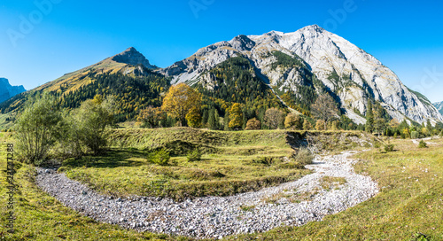 karwendel mountains photo