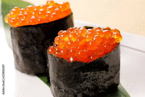 いくら　Salmon roe (Japanese red caviar)