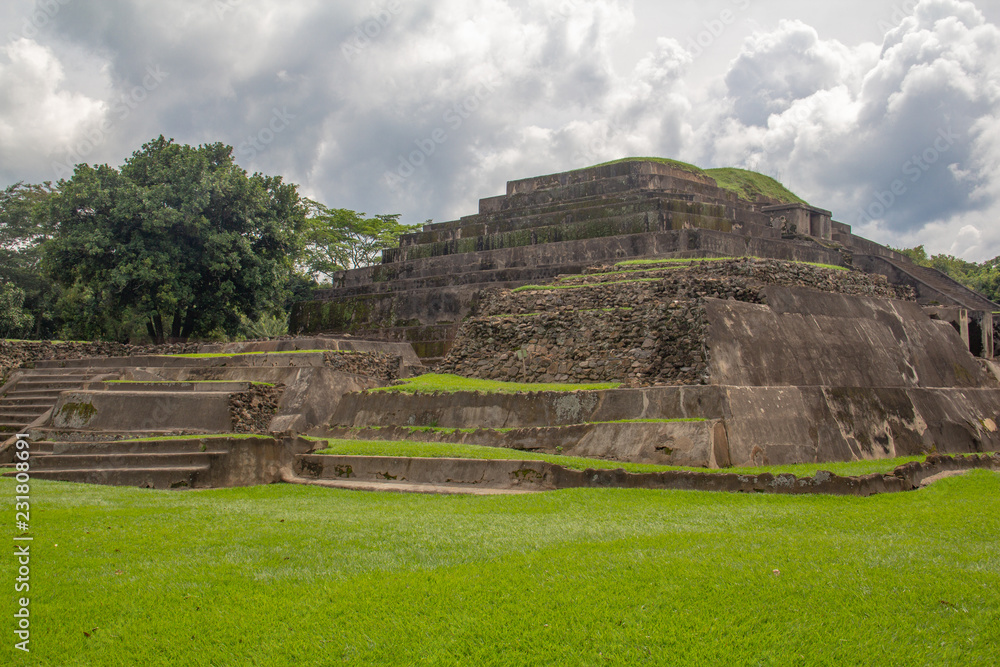 The main pyramid at Tazumal, a pre-Columbian Maya archeological site in Chalchuapa, El Salvador. 
