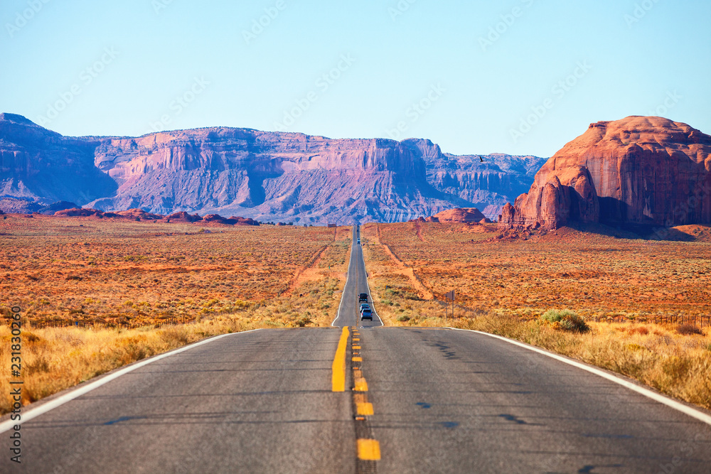 Φωτογραφία Scenic view from highway 163 in Monument Valley near the Utah-Arizona border,  United States