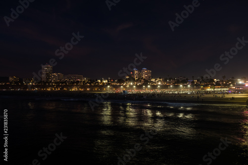 night view of Santa Monica © Silvia